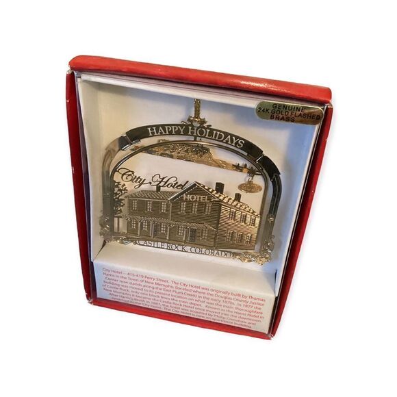 2009 Nation’s Treasures Castle Rock Colorado Christmas Ornament - Picture 1 of 7